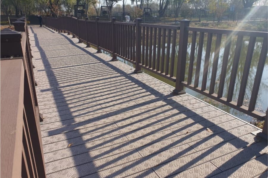 소풍정원 수변데크